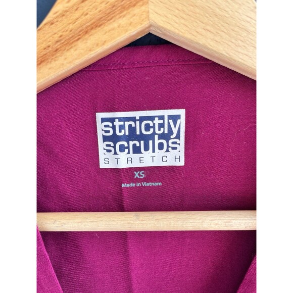 maroon scrub top - Picture 2 of 4